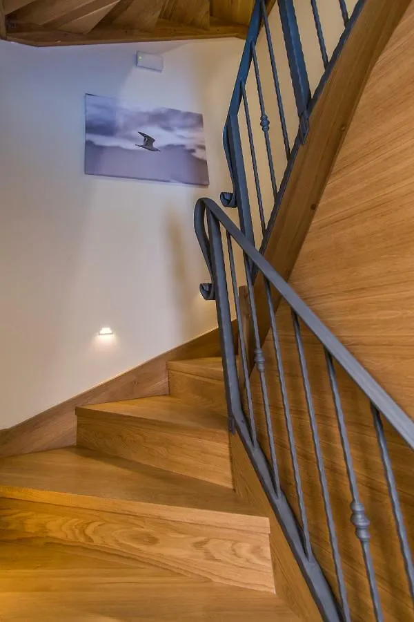 Jr Luxury Guesthouse2 Σπλιτ Πανσιόν